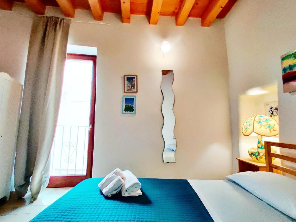 C'Era Una Volta Apartments โปลีญาโนอามาเร ภายนอก รูปภาพ