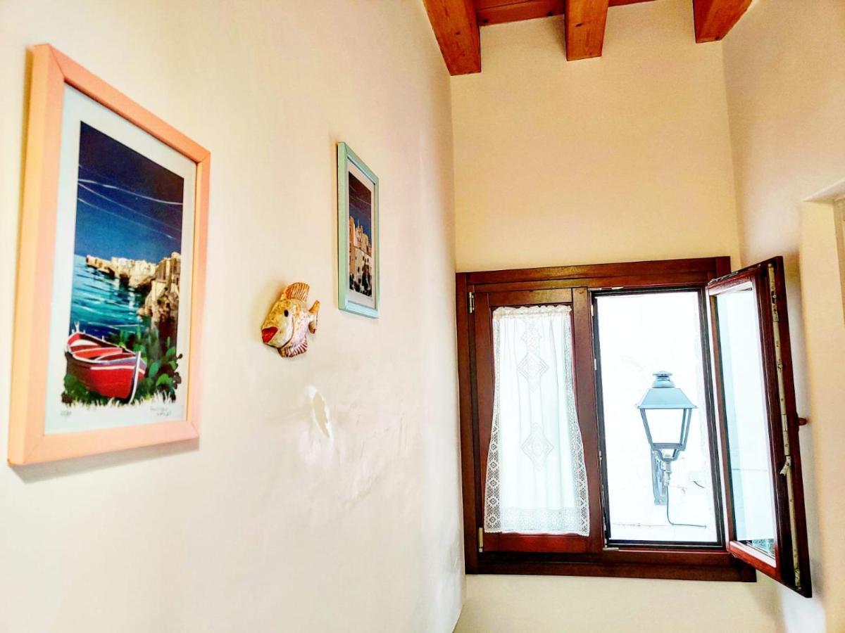 C'Era Una Volta Apartments โปลีญาโนอามาเร ภายนอก รูปภาพ